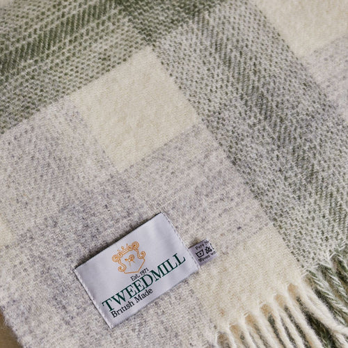 Carthen Wlân Cymreig - Melyn | Welsh Wool Blanket - Meadow Check Olive