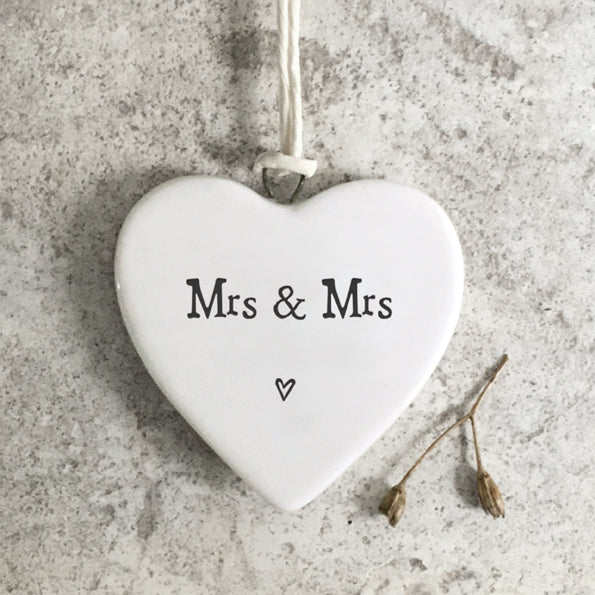 Calon Borslen | East of India Porcelain Hanging Heart – Mrs & Mrs