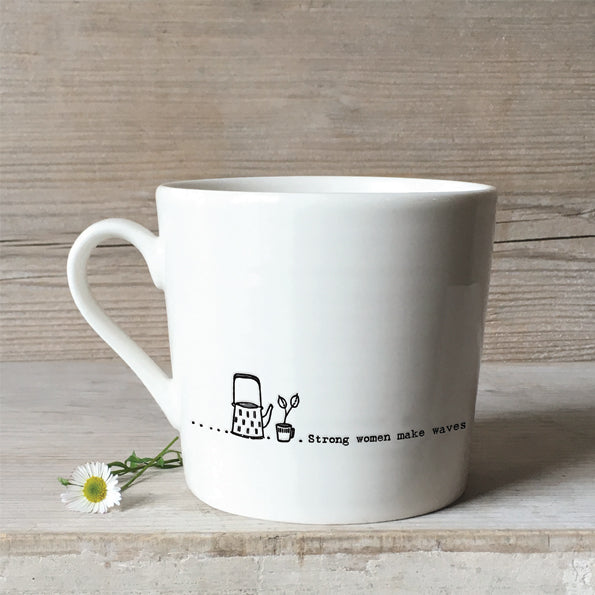 Mwg Borslen | Porcelain Mug - Strong Women Make Waves