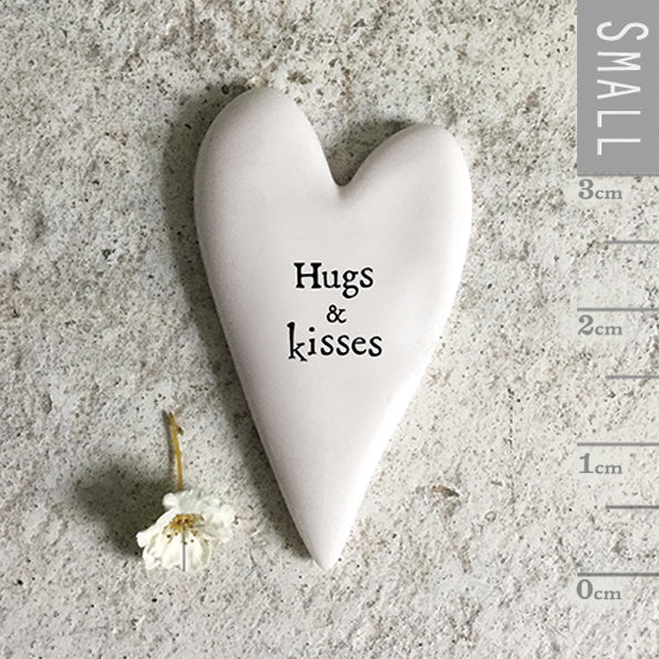 Anrheg Bychan | Tiny Heart Token – Hugs & Kisses