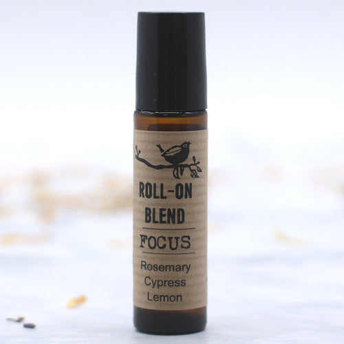 Olew Hanfodol i'r Croen | Agnes & Cat Roll On Essential Oil Blend - FOCUS