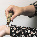 Olew Hanfodol i'r Croen | Agnes & Cat Roll On Essential Oil Blend - SLEEP