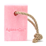Sebon ar Gortyn | Agnes & Cat Soap on a Rope – Japanese Bloom