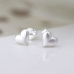 Clustdlysau Styd Arian | Sterling Silver Stud Earrings - Brushed Heart