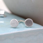 Clustdlysau Styd Arian | Sterling Silver Studs - Dot