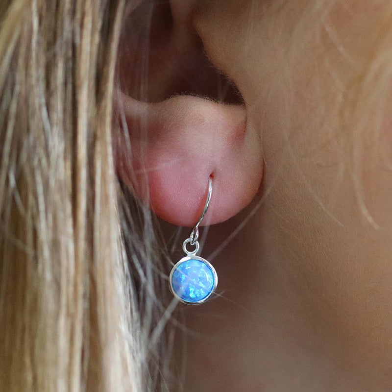 Clustdlysau Arian | Sterling Silver Drop Earrings - Round Blue Opal