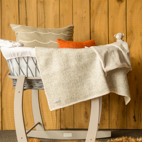 Blanced Pram Tweedmill - Llwyd | Tweedmill Pram Blanket -Silver Grey